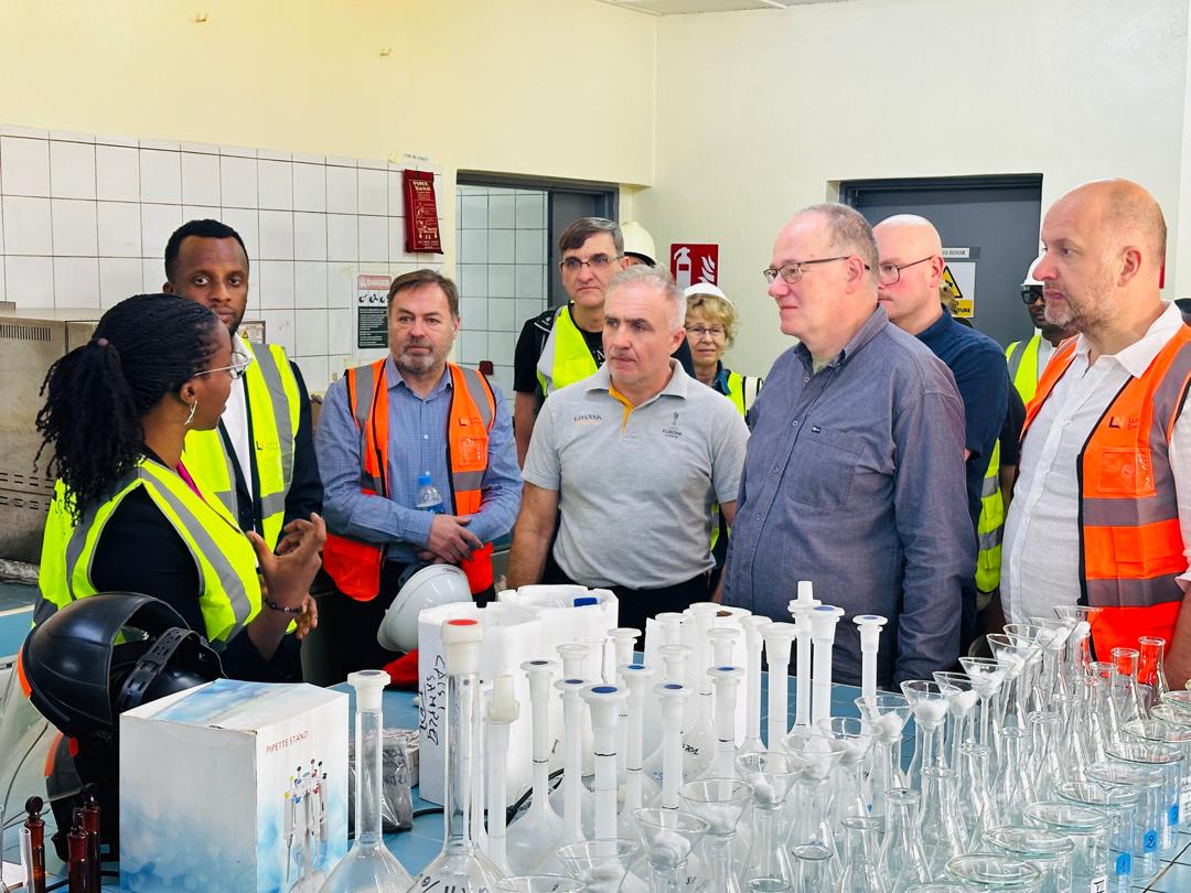 WhatsApp Image 2025-11-28 at 22.06.41 (1)